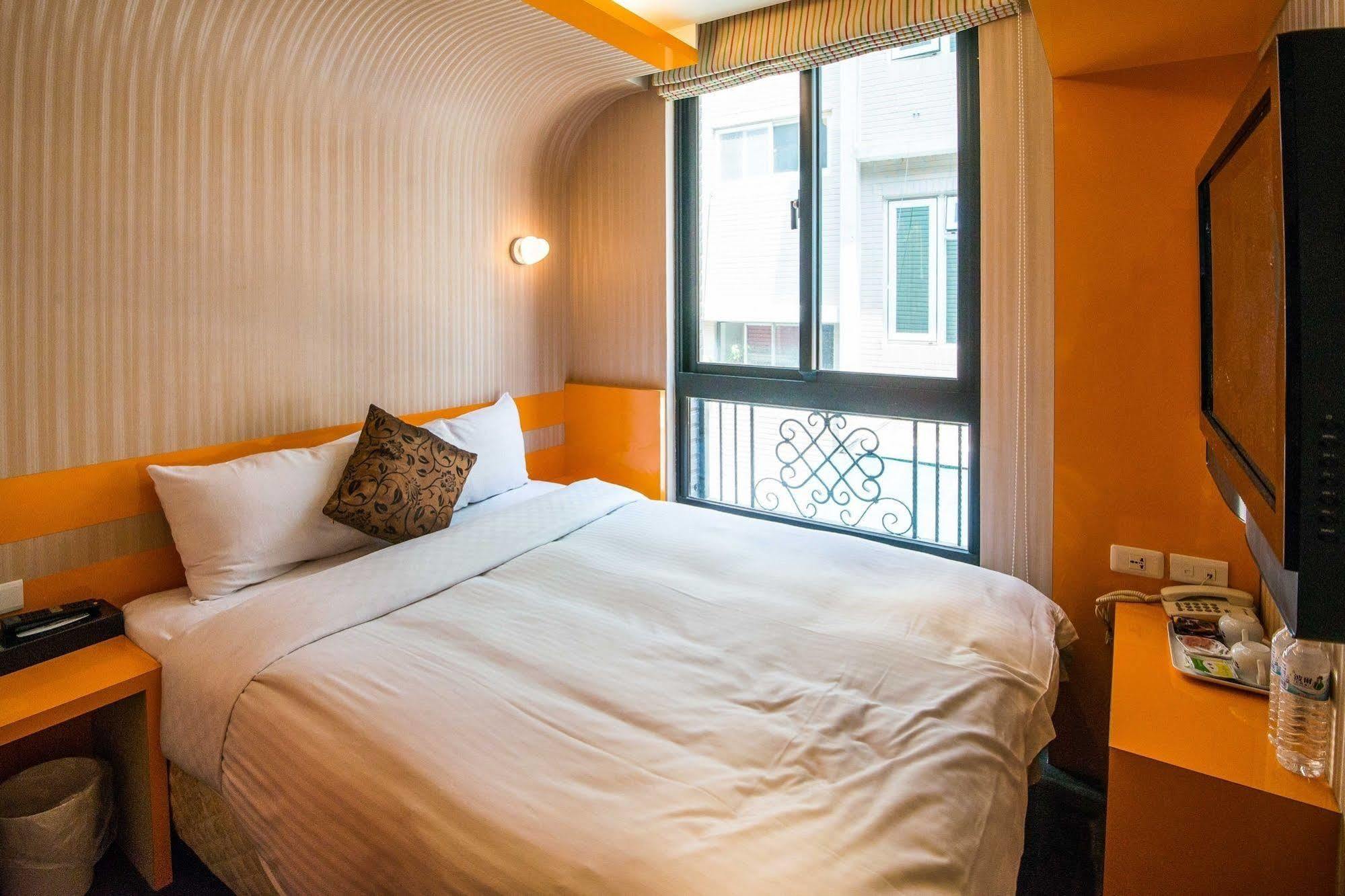 Lio Hotel - Ximending Тайбэй Экстерьер фото